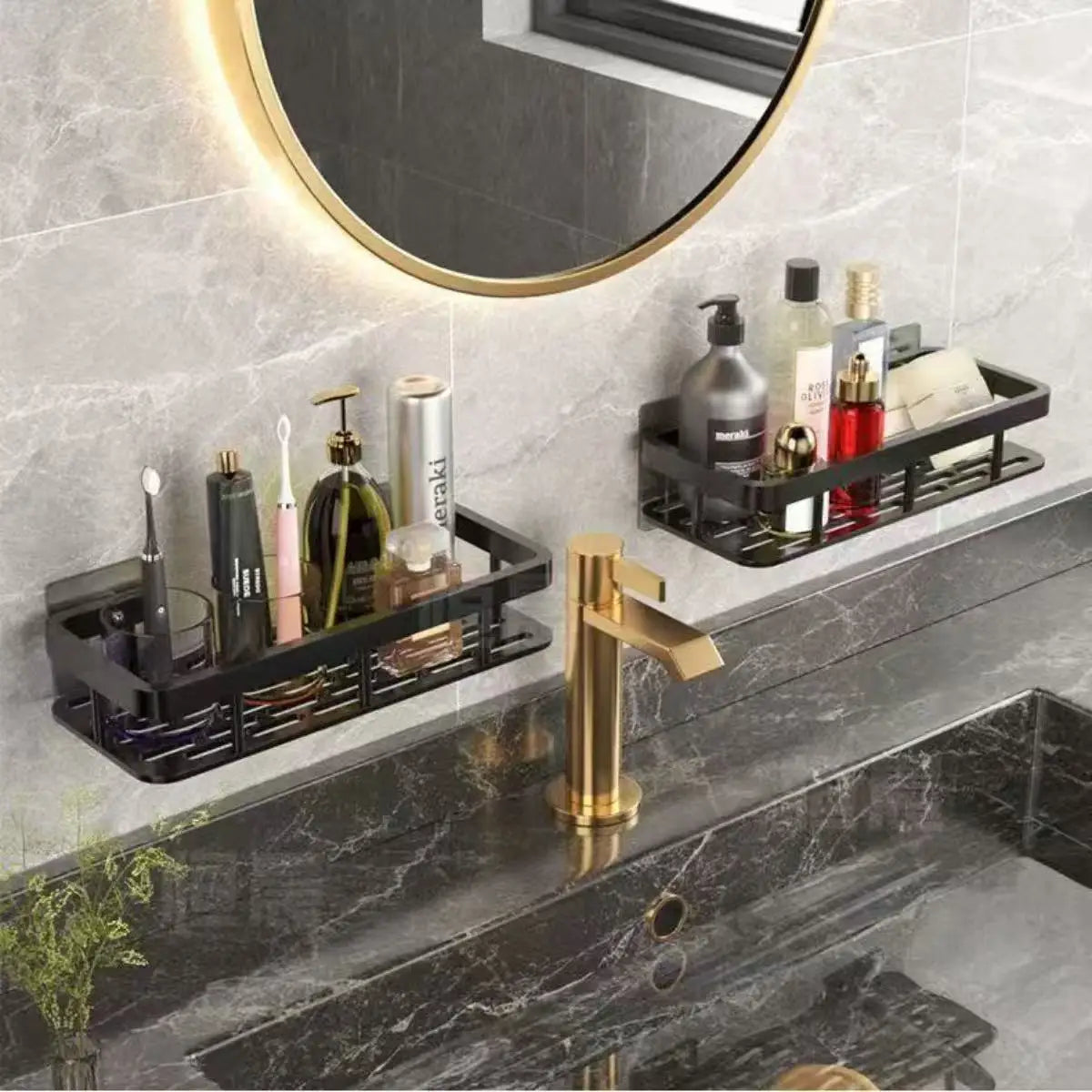 貼るだけ 壁掛けシャンプーラック